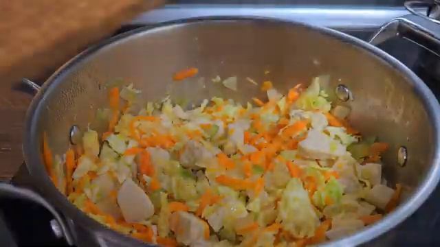 Hühnerkohlsuppe! Eine Kombination Der Besten Suppen In Einem Gericht! Leckere Suppe!