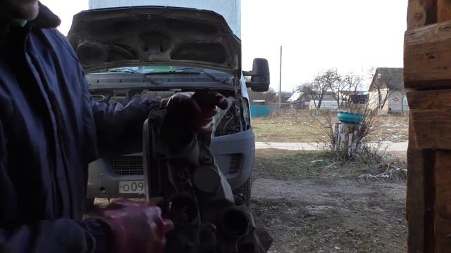 #38 Замена фары на грузовике Iveco Daily (Ивеко Дейли). смотреть онлайн