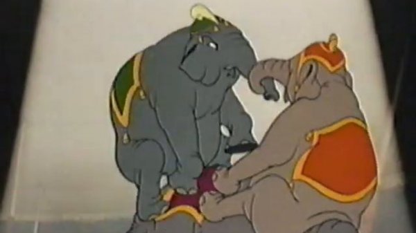 Dumbo (1941) - Pyramids of Pachyderms