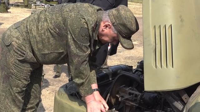 ?Работа Шойгу — видимость или нет? Кужугетович что-то давно не попадал в объективы камер, и решил смотреть онлайн
