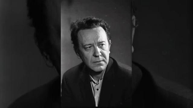 Юрий Кузнецов -《 Погребение зерна 》: Стихи смотреть онлайн