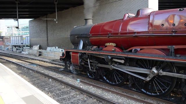 Galatea 45699 at Paddington смотреть онлайн