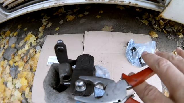 Mercedes Sprinter CDI Gear Shifter Repair / Ремонт механизма переключения передач кулисы КПП смотреть онлайн