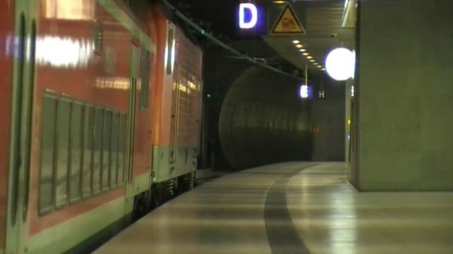 Bahnen am Potsdamer Platz Berlin смотреть онлайн