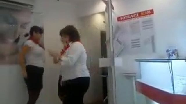 золото 585,высокие продажи благодаря молитвам сотрудников и освещение святой водой!) смотреть онлайн