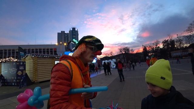 ПЕРЕЕЗД НА ЮГ? Рождественская прогулка в Краснодар?Главная елка смотреть онлайн