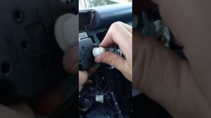 Замена моторчика заслонок печки w203