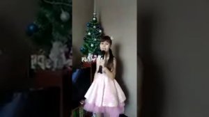 "Замела метелица город мой" слова и музыка Андрея Пряжникова,  исполняет Полина Сидорина