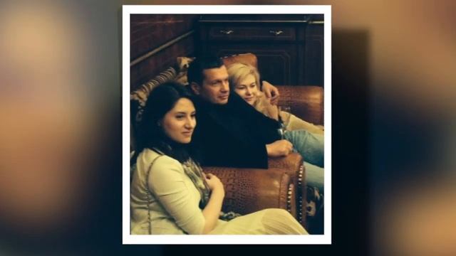 Владимир Соловьев и его дочь Полина: "У вас кризис, а у нас Ягуар" смотреть онлайн