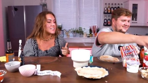 ВЫБЕРИ ПРАВИЛЬНУЮ НАЧИНКУ ЧЕЛЛЕНДЖ ! Choose the Right Ingredient Challenge