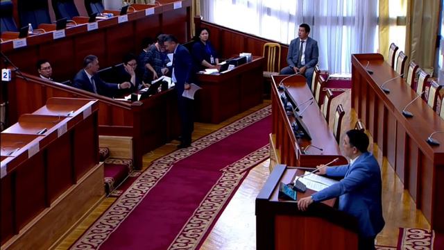 О ограничении на ввоз, производство, реализацию и бесплатную выдачу в пакетов из полимера в КР смотреть онлайн