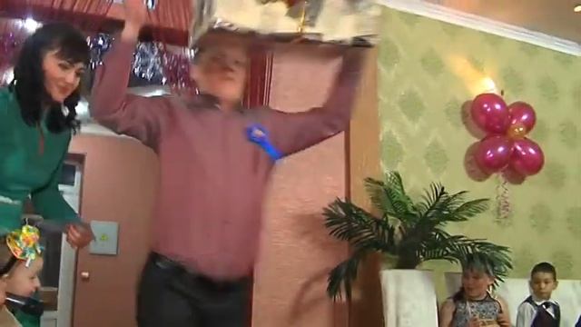 Вот так преподносят подарки... смотреть онлайн