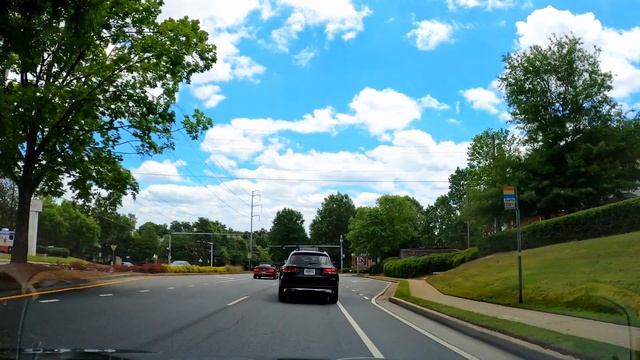 Driving Throughout Dunwoody, Georgia - Atlanta Suburb Tour - 4K смотреть онлайн