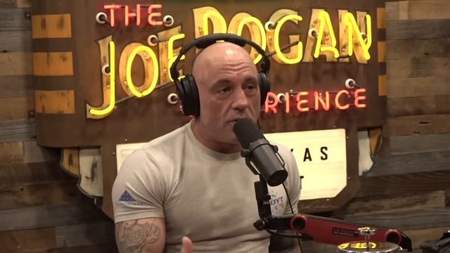 Sean Strickland Expands on His Press Conference Comments About America смотреть онлайн