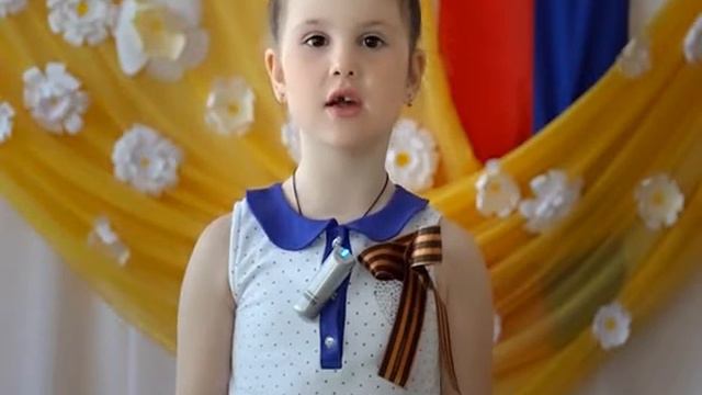 М. Исаковский «Куда б ни шёл, ни ехал ты...» смотреть онлайн