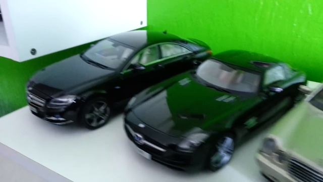 Modelcar Collection 1:18 Update #3 Mercedes 1:18 смотреть онлайн
