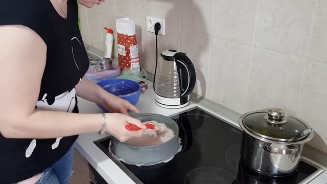 VLOG#30: ВКУСНЫЙ СУП/ ШАРЛОТКА С МАЛИНОВЫМ ПОРОШКОМ/ СЕМЬЯ ИЗ САМАРЫ смотреть онлайн