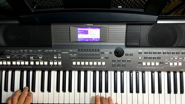 Yamaha PSR S670 styles and voices + OTS Link demo - HD test - no talking just playing in HQ quality смотреть онлайн