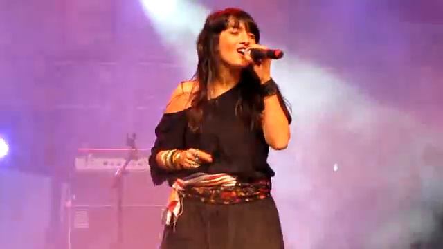 Hindi Zahra at Quebec Summer Music Festival, July 2010 смотреть онлайн