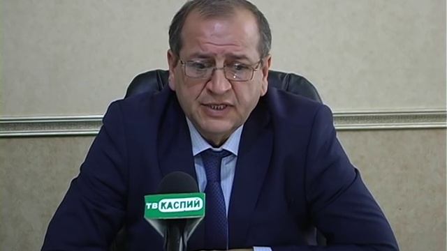 интервью с начальником ГУО г.Дербент смотреть онлайн