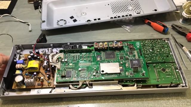 Powermaster 1000W. Samsung HT-P1200, Whirlpool HAH600AB