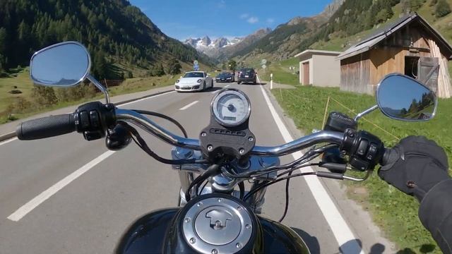 На мотоцикле через альпы, Швейцария, Италия, Австрия семь дней на Harley Davidson смотреть онлайн