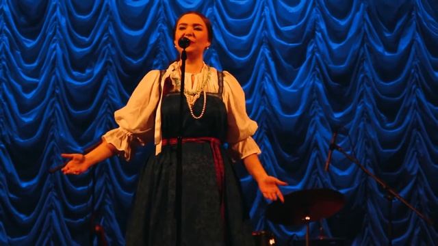 Юлия Черняновская "Раздайся народ" муз. Е. Дербенко ст. В. Перкина смотреть онлайн