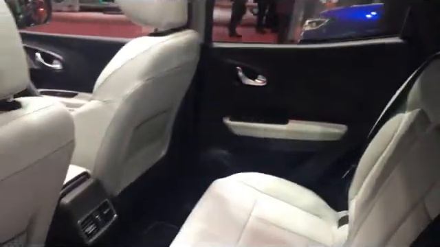 Renault Kadjar 2020 vs. Skoda Karoq 2020 смотреть онлайн