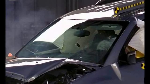 2008 GMC Acadia moderate overlap IIHS crash test смотреть онлайн