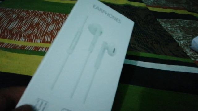 Honor AM115 Earphone Unboxing смотреть онлайн