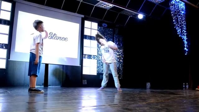 D-stance Hip-hop Battle Kids [Верещагина Маша и Козырев Даня] смотреть онлайн