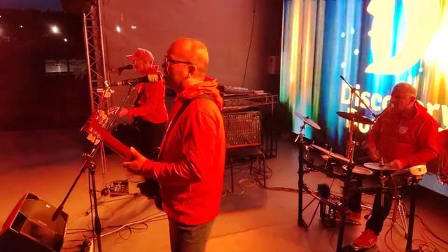 Пятый угол - Эй, красотка! 😀🎸🎼 #ВладимирКузьмин #эйкрасотка #пятыйугол #дискавериборовое #караганда смотреть онлайн