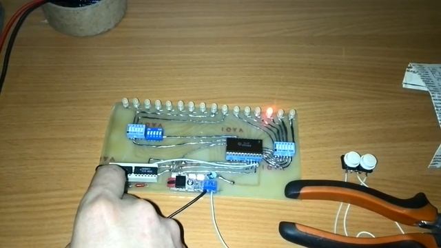 Бегущие огни на светодиодах. смотреть онлайн