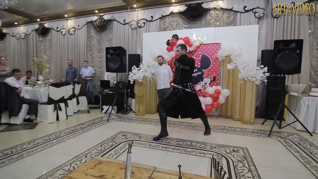 Деров Мухамед "Кинжалы" смотреть онлайн