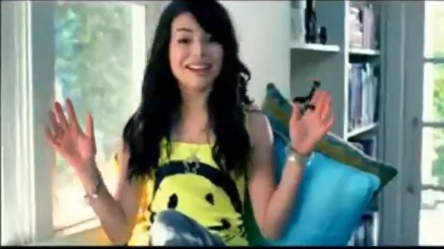 Miranda Cosgrove - Raining Sunshine смотреть онлайн