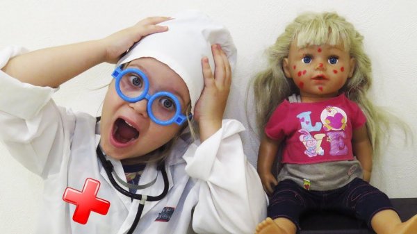 Играем в ДОКТОРА! Кукла заболела Лечим Ветрянку Play Doctor