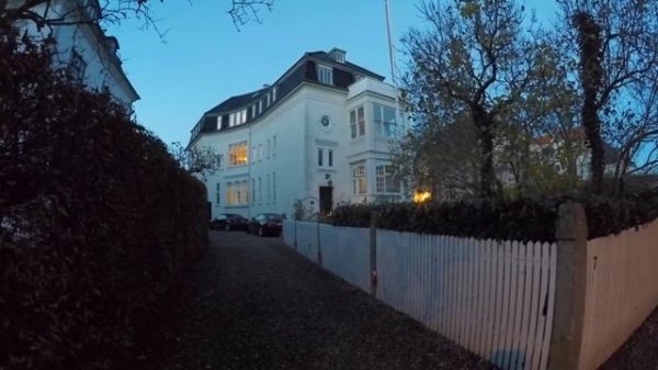 ЖИЗНЬ В ДАНИИ. HELLERUP. Где живут богатые датчане//Мусорный бак на солнечных батареях.