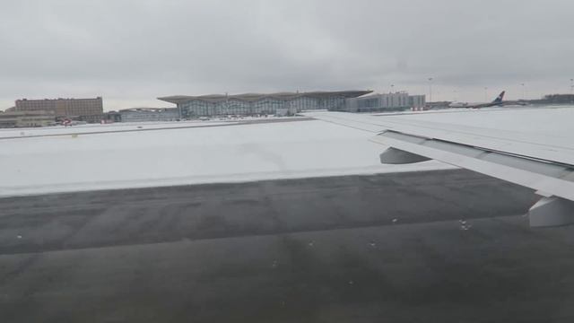 Перелет Санкт-Петербург - Краснодар на Superjet 100 а/к Азимут смотреть онлайн