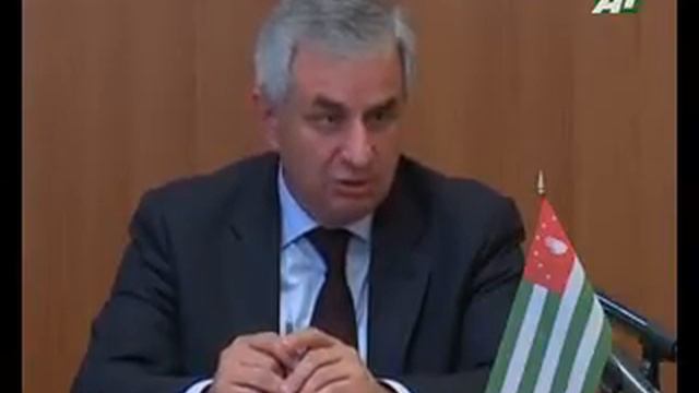 Пресс-конференция Президента республики Абхазия Р.Д. Хаджимба 16.05.15 смотреть онлайн