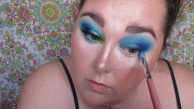 Profusion Love You So Brunch Palette -Blues- смотреть онлайн