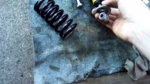 Ремонт обычного заднего амортизатора на на велосипеде.