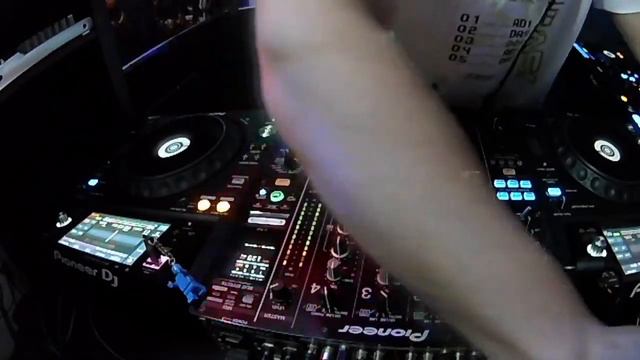Alexander Smith, DANCE / TECH / HOUSE DJ SET - LIVESTREAM Pioneer djm900nexus, xdj1000mk2, xdj-rx смотреть онлайн