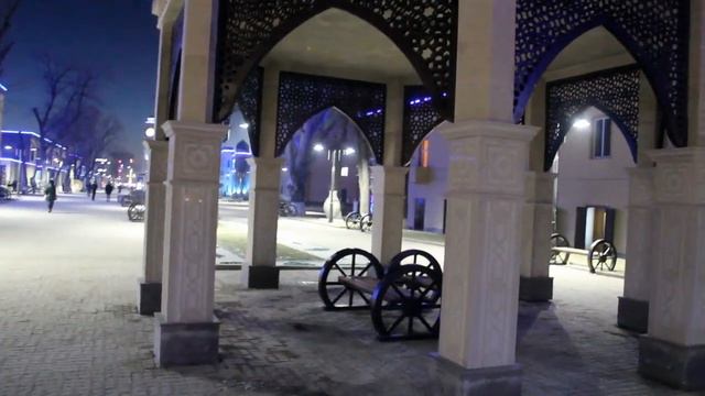 Вечерняя прогулка по ШАХРИСТАНУ г Тараз КАЗАХСТАН смотреть онлайн