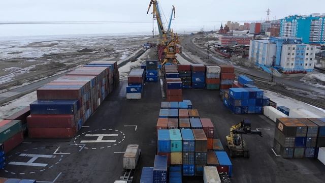 Затопило причалы. Ледоход в пути смотреть онлайн