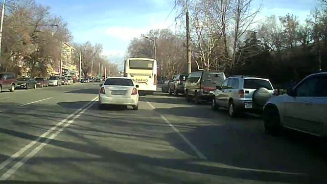Внимание всем в Алматы танки в городе.Правила ненужны смотреть онлайн