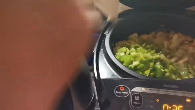 Невысокая кухня. Вкусный карантин, выпуск 30: Овощное рагу в мультиварке смотреть онлайн