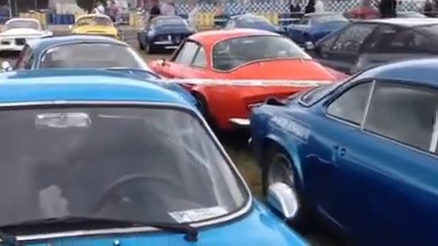 Le Mans Classic : Alpine à perte de vue.MOV смотреть онлайн
