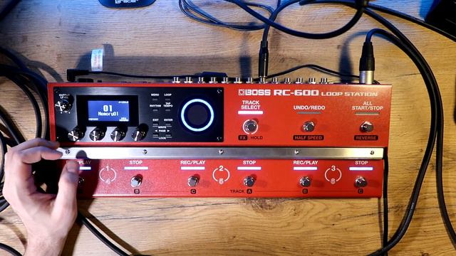 BOSS RC-600 LOOP STATION - How to use looper? Tutorial for beginners. Part 2 смотреть онлайн