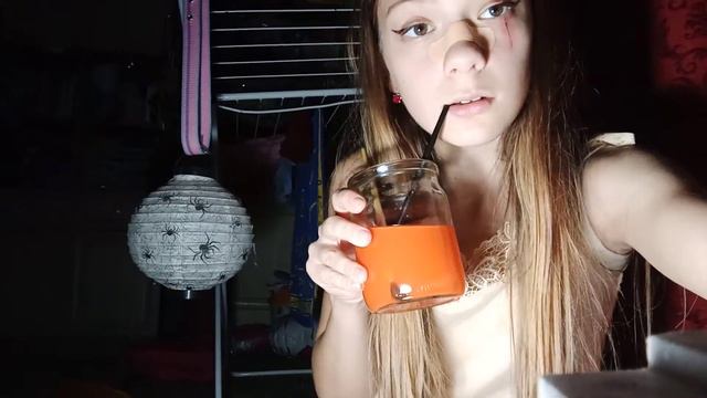 как я праздную Хеллоуин 🎃🦇 смотреть онлайн