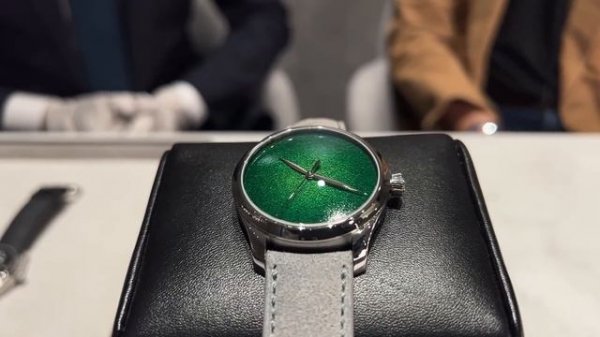 First look: @HMoserWatches at Watches & Wonders 2022